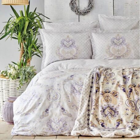 Постельное белье Karaca Home с пледом “Estella lila” Постельное белье Karaca Home с пледом “Estella lila”