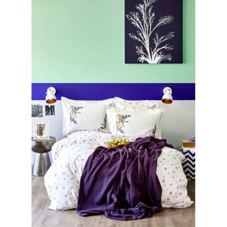 Постельное белье Karaca Home с пледом “Fertile lila” Постельное белье Karaca Home с пледом “Fertile lila”